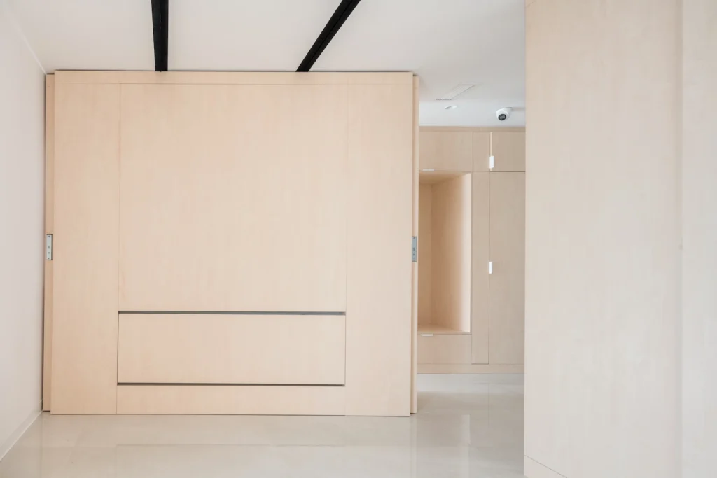 Vista del mueble contenedor móvil en la vivienda flexible Beyome 2022.